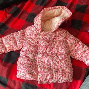 Old navy 6-12 m puffer coat